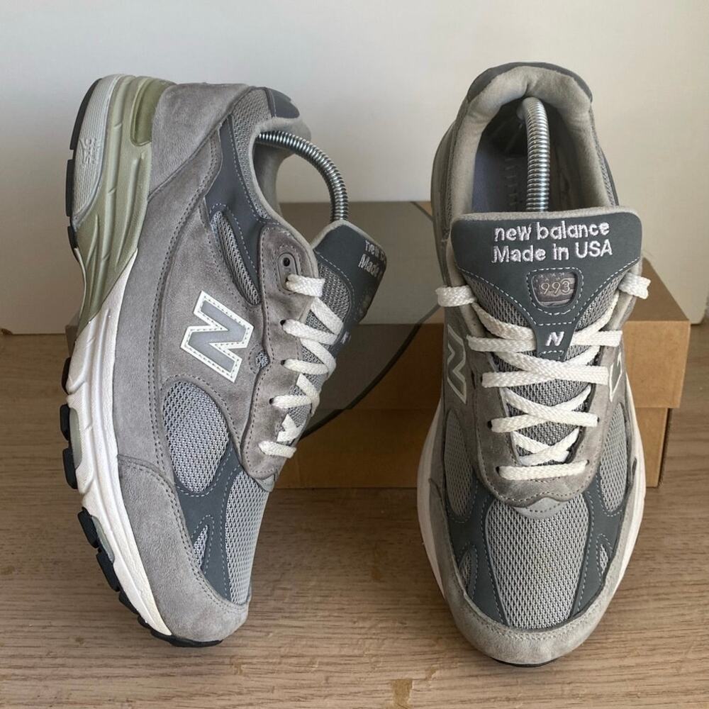 New Balance 993 MADE IN USA Grey/White Women Sneakers - SZ 9 2E